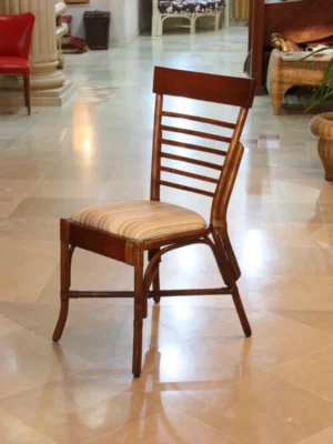 CHAISE LA BOHEME